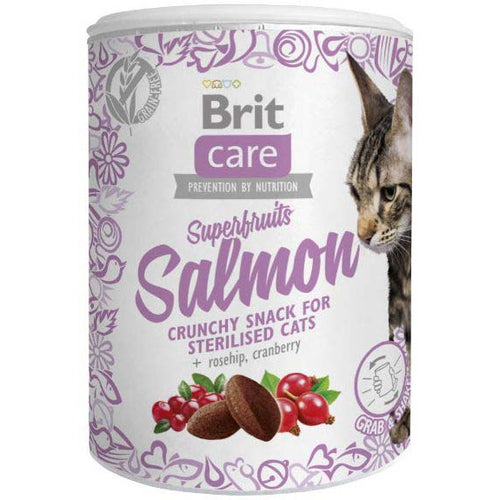 BRIT CARE Superfruits Sterilised, hrskava poslastica za macke s lososom, 100g