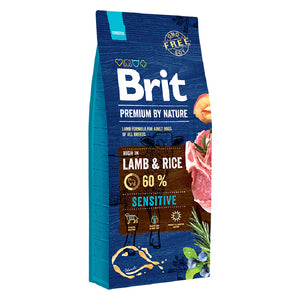 BRIT PREMIUM by Nature Sensitive s jagnjetinom i pirinčem