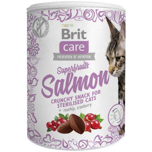 BRIT CARE Superfruits Sterilised, hrskava poslastica za mačke s lososom, 100g