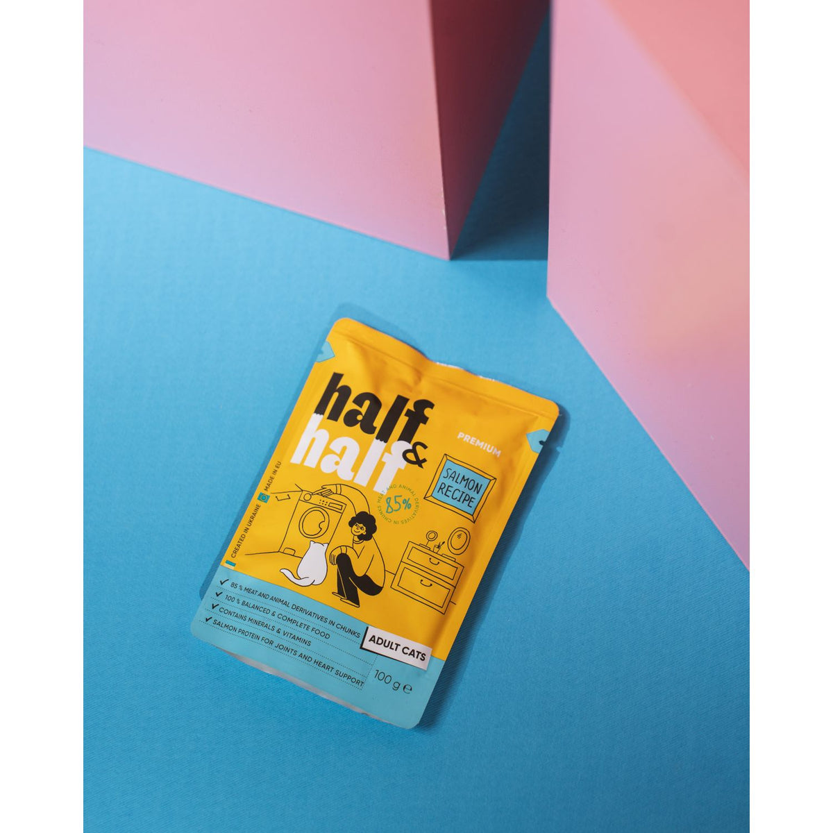 HALF&HALF mesni komadici s lososom u zeleu, za macke, 100g